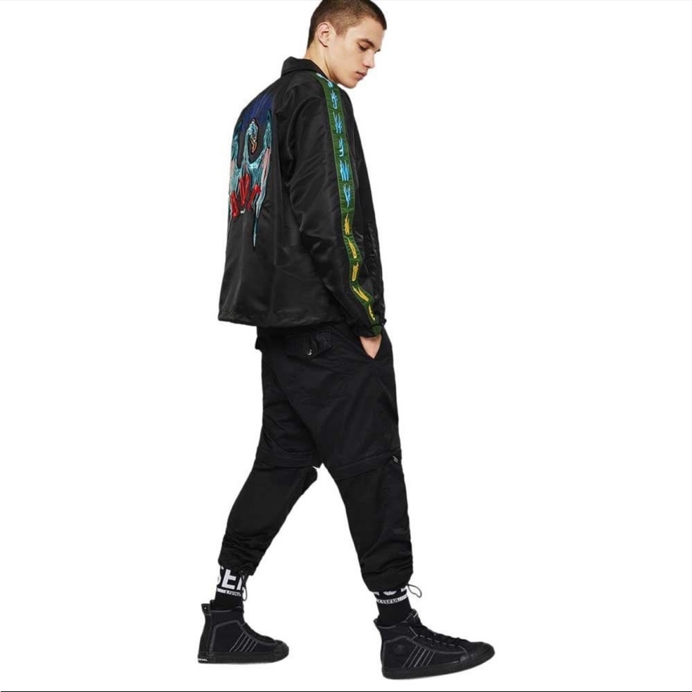 Diesel J Akito EMB Men
Jacket
M - Picture 3 of 5